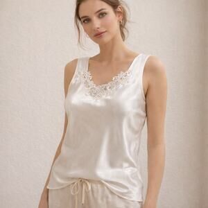 Vintage Y2K Secret Treasures Ivory Satin Lace Cami Coquette Top M Lingerie Tank